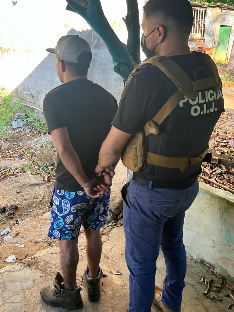 El sospechoso del primer asesinato de este año en Puntarenas quedó a la orden de la Fiscalía. Lios por drogas habrían causado ese crimen. Foto: OIJ