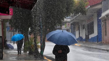 Lluvias y tormentas eléctricas aumentarán este miércoles en Costa Rica, advierte el IMN