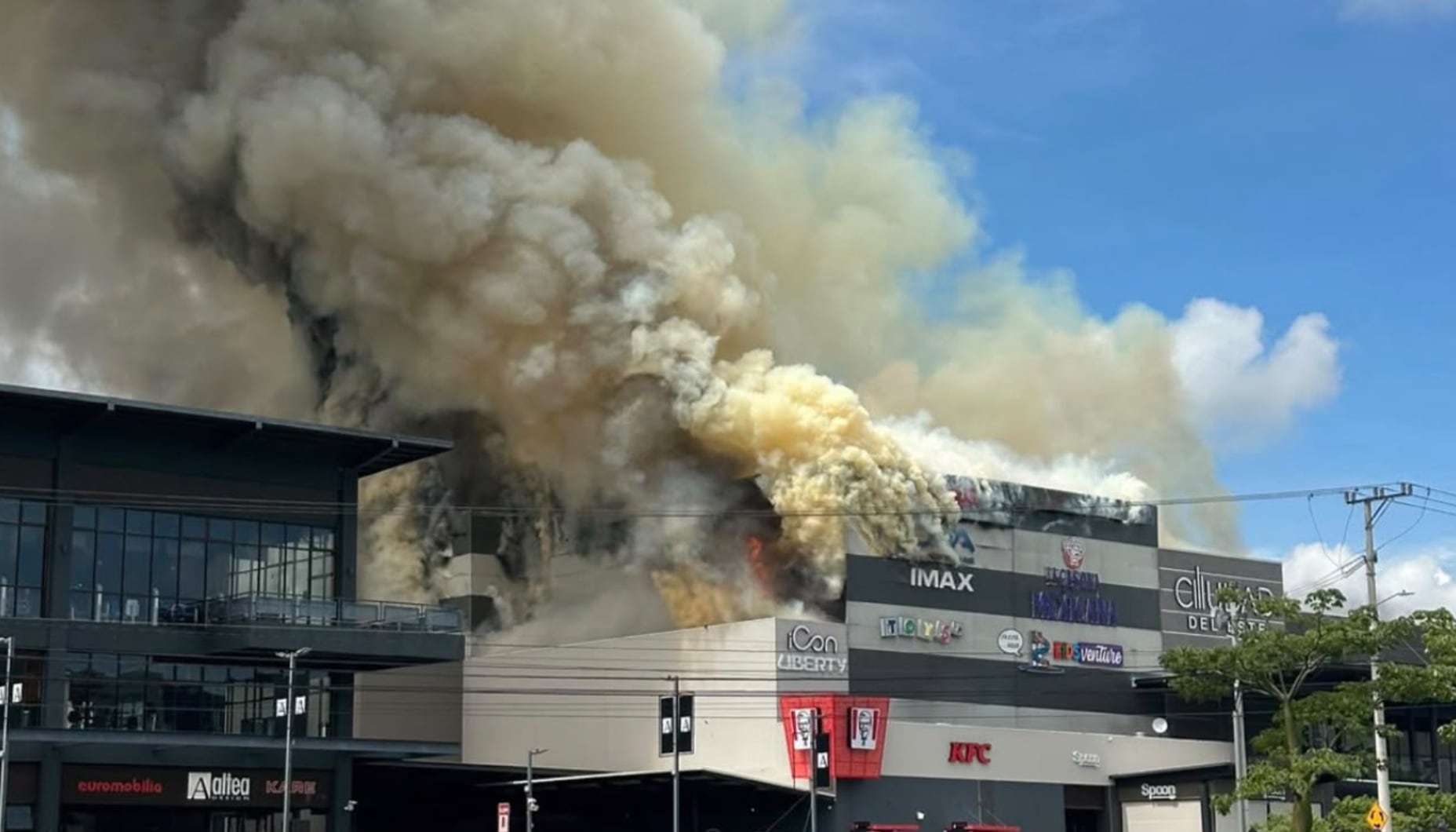 Incendio Ciudad del Este, Curridabat