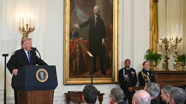 Senado de Estados Unidos examina límite a poderes de Trump en la guerra con Irán