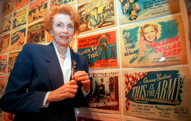 Leslie visitó el museo de la firma Warner Bros. en mayo de 1998. | AP