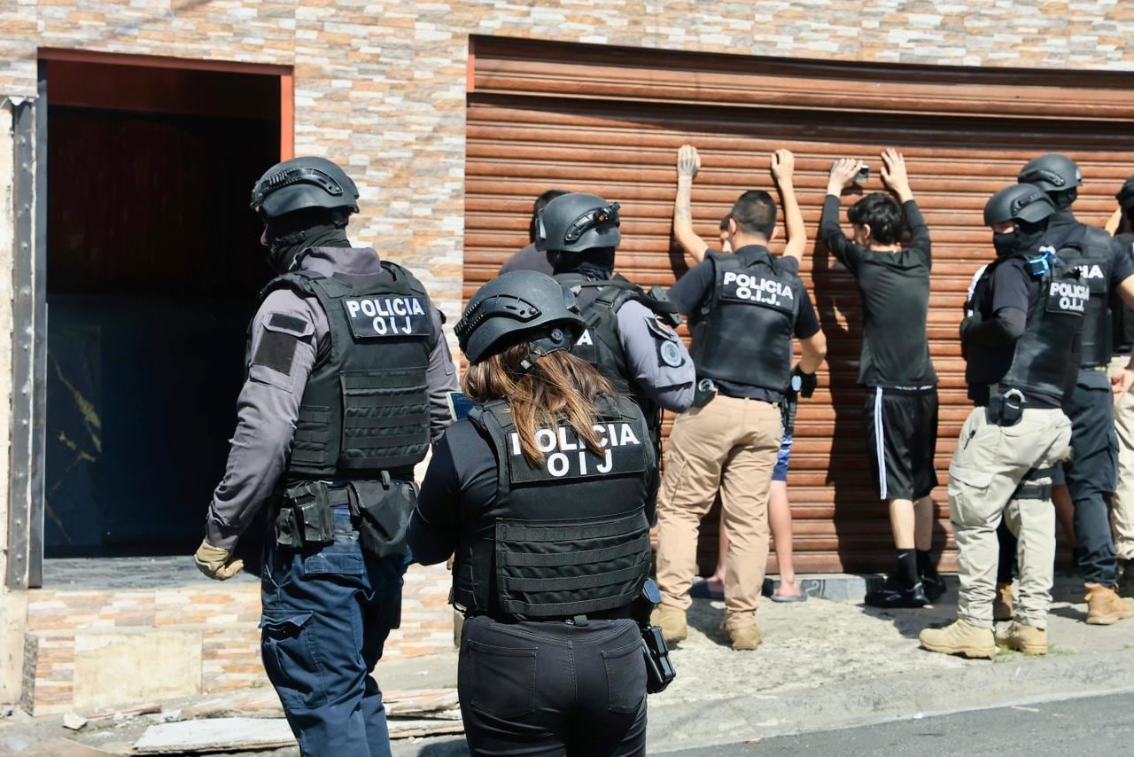 Allanamientos en Purral por presunta venta de drogas