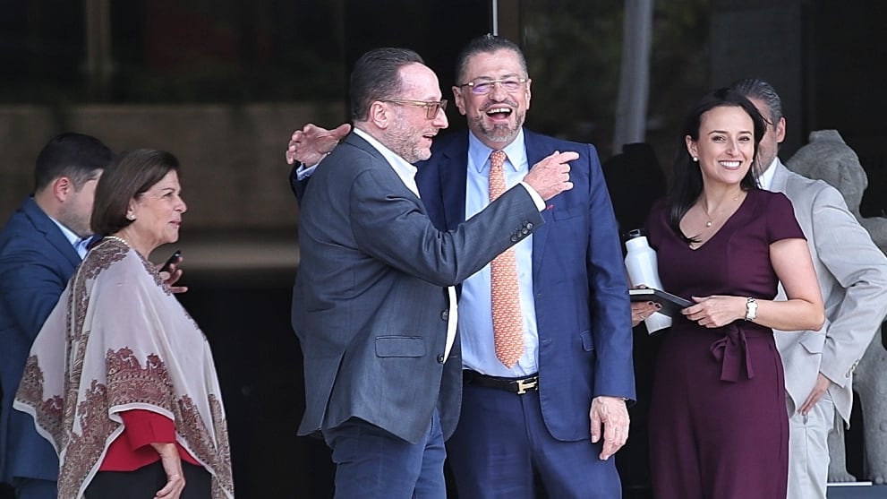 12/04/2024/ Reunión de Rodrigo Chaves con diputados Alejandro Pacheco, Horacio Alvarado, Fabricio Alvarado y Eliecer Feinzaig en casa presidencial para negociar elección del directorio de la asamblea Legislativa para el 1 de Mayo / Foto John Durán