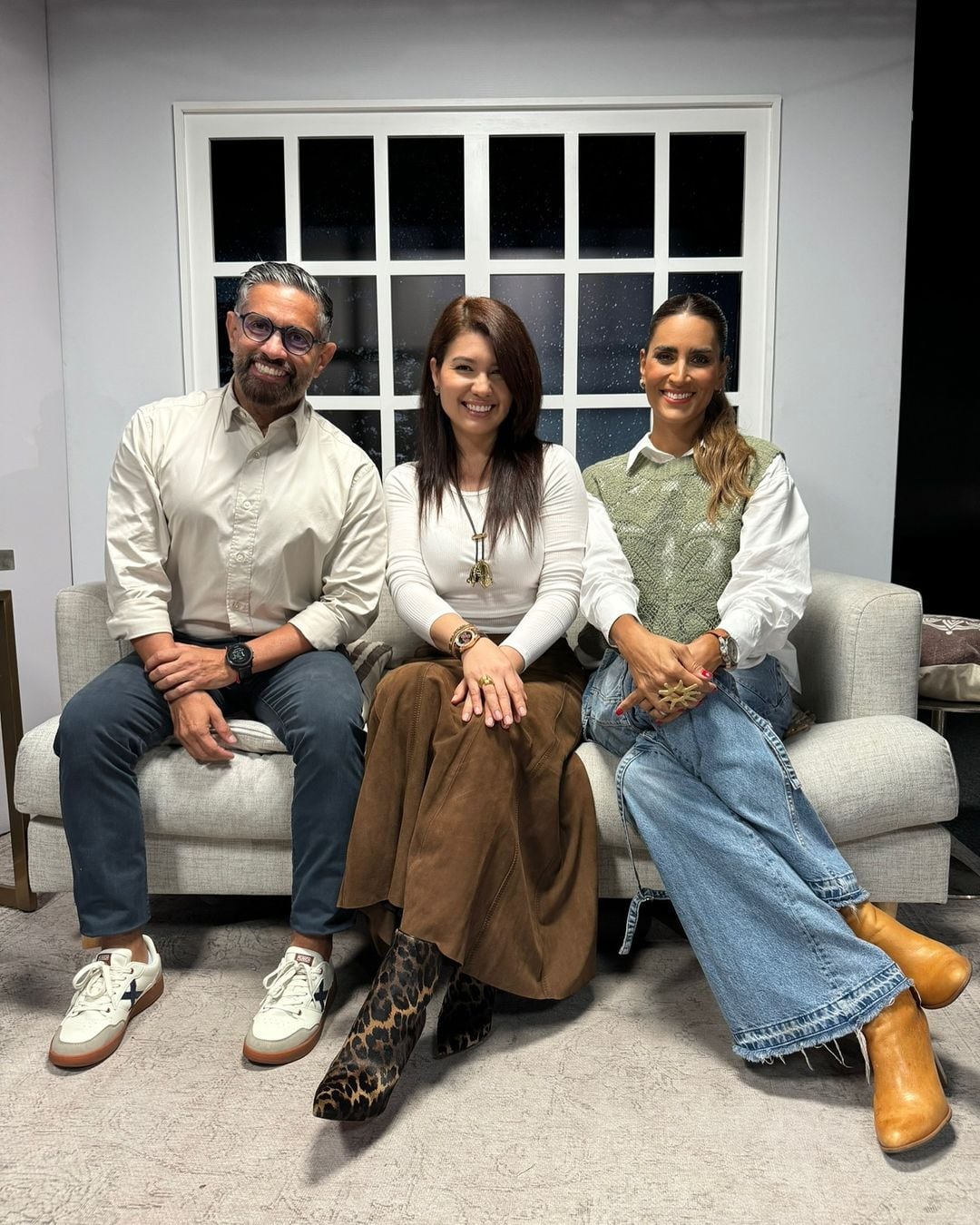Randall Salazar estuvo en el programa ¡Opa! Hogar junto a Yessenia Ramírez y Catalina Mendieta, donde le dieron oficialmente la bienvenida al canal.
