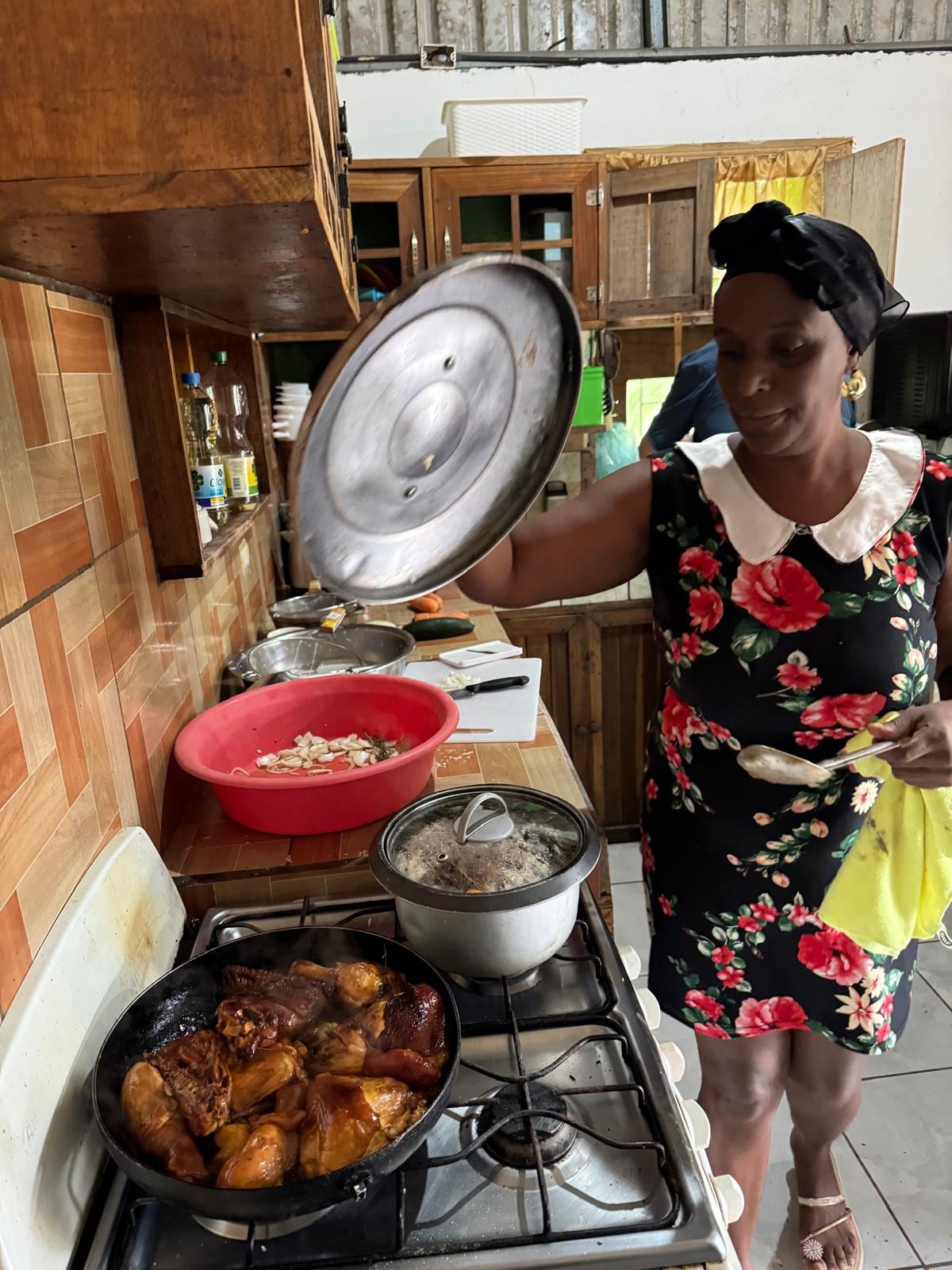 Doña Carleen Lewis es conocida por sus recetas tradicionales de Limón, en particular, de Puerto Viejo.