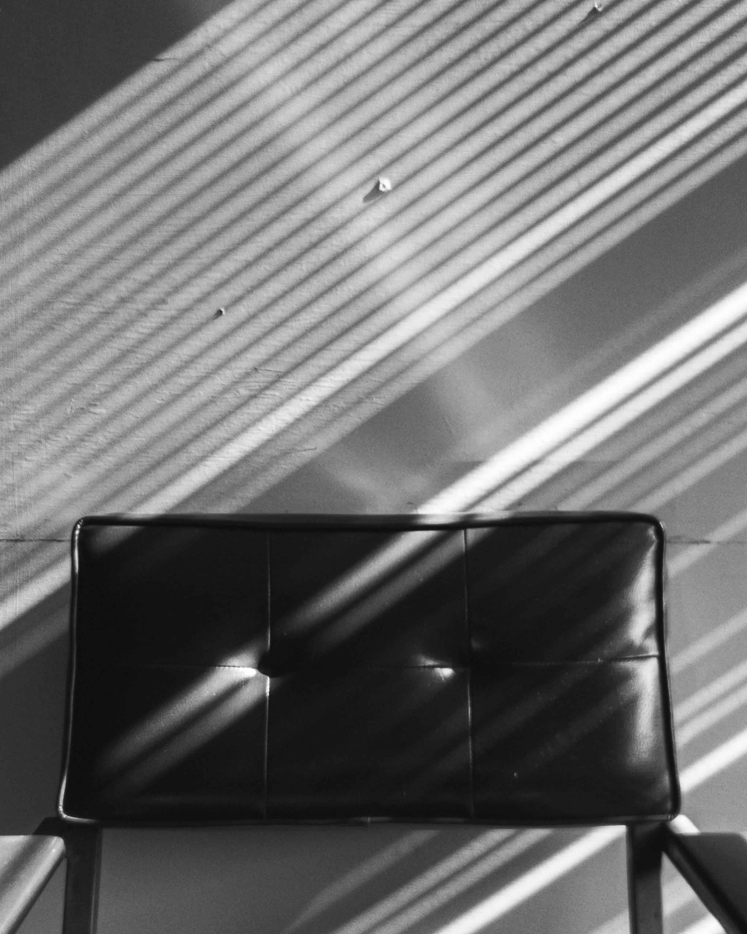 Fotografías creadas por los participantes del Reto fotográfico "Luz y Sombra" en marzo del 2025.