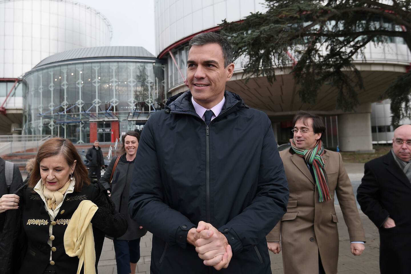 Spanish Prime Minister Pedro Sanchez (C) gestures during a visit to the European Court of Human Rights (ECHR) in Strasbourg, eastern France, on February 7, 2019. (Photo by FREDERICK FLORIN / AFP)