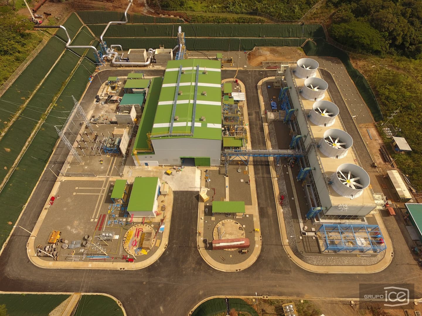 Vista aérea de la Planta Geotérmica Pailas II localizada en Curubandé de Liberia. Esta planta es la última inversión en esa provincia para generación de electricidad limpia para el país. / Grupo ICE para LN.