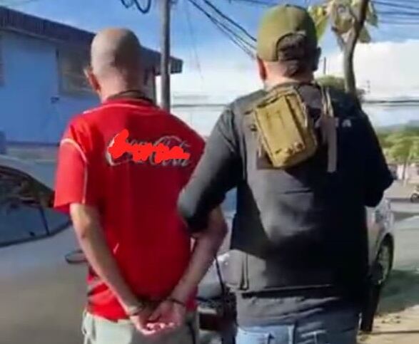 Detienen a guarda sospechoso de difundir pornografía infantil. Foto OIJ.