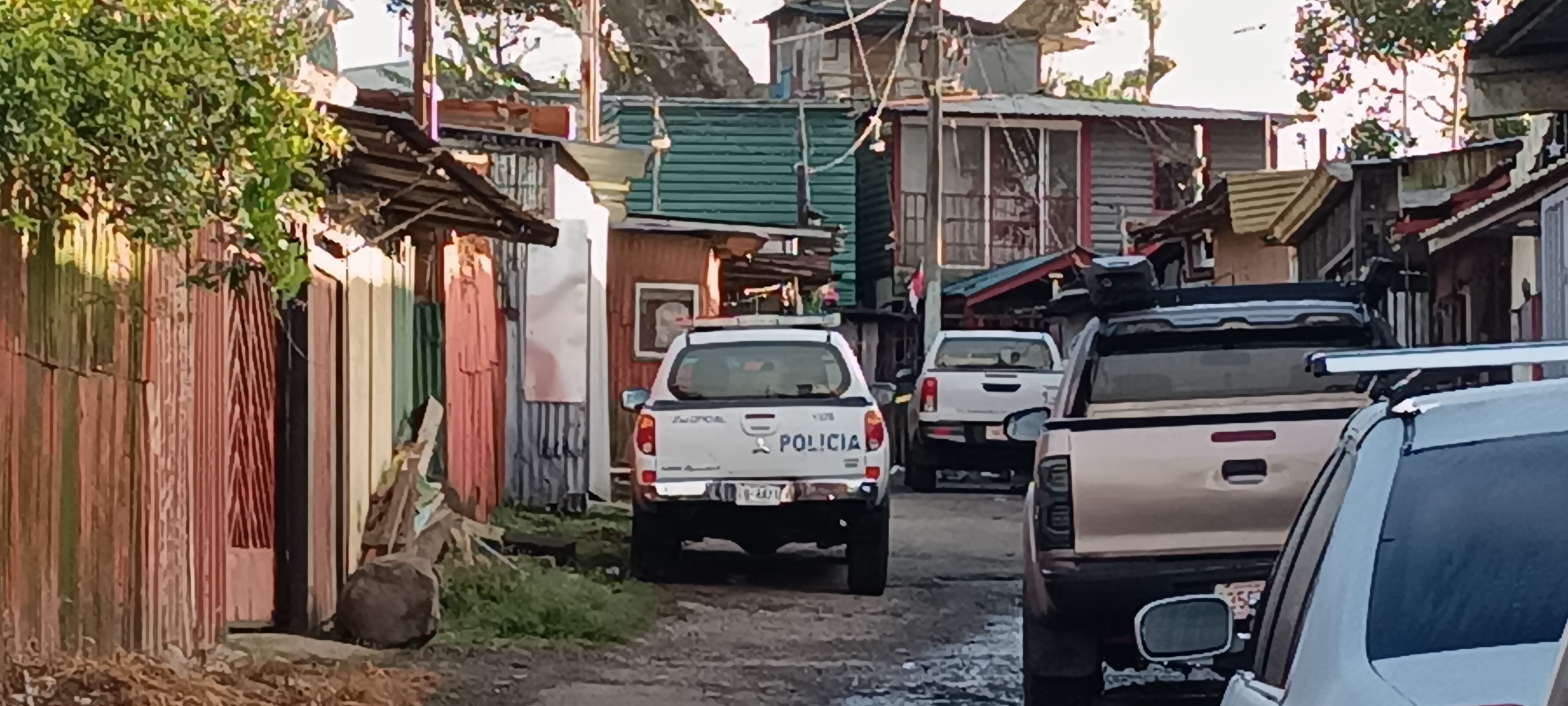 Un hombre de apellidos Granados Pérez, fue asesinado en un callejón del sitio conocido como el dique de Miraflores en el barrio El Carmen en Cartago.