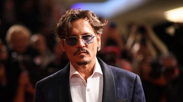 Johnny Depp se sometió a un procedimiento ‘increíblemente doloroso’ para poder regresar a Hollywood