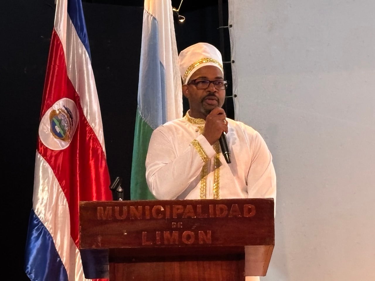 Sesión solemne de la Asamblea Legislativa en Limón