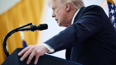 Trump tratará como “enemigo” a quien no diga “superinteligencia” en vez de IA