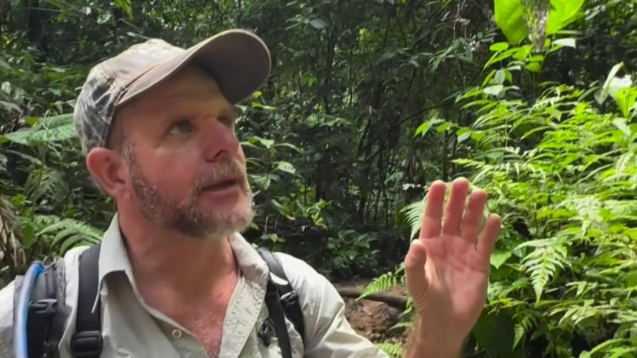 Dionisio "Nito" Paniagua es un guía del Parque Nacional Corcovado.
