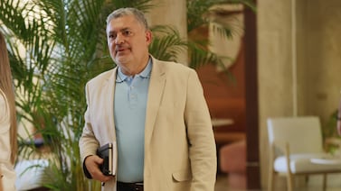 Presidencia contrata a hijo del diputado electo José Miguel Villalobos