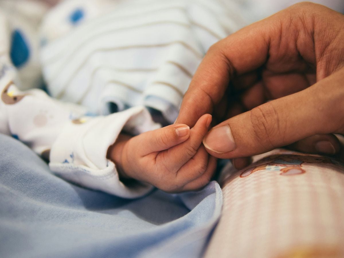 Las muertes de niños por infecciones respiratorias siguen siendo un punto sensible en la salud del país. Foto: Aditya Romansa/Unsplash.