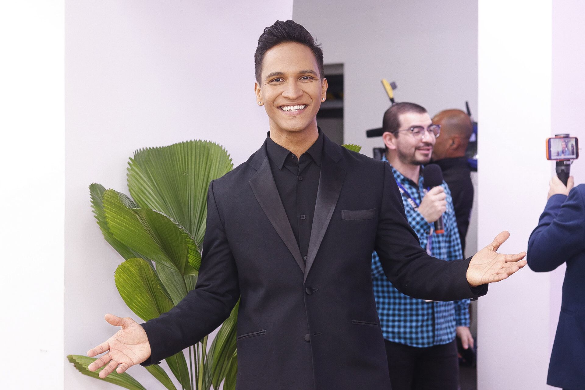 Jeff On, el venezolano de 30 años, no mostró sus nervios cuando estaba en el camerino de 'Nace una estrella'.