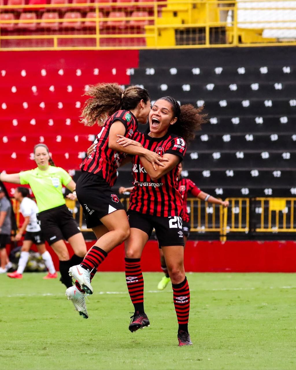 Alajuelense vs. Sporting
Semifinal Torneo Apertura 2025
Alexandra Pinell
16 de noviembre del 2025
Cortesía: Alajuelense