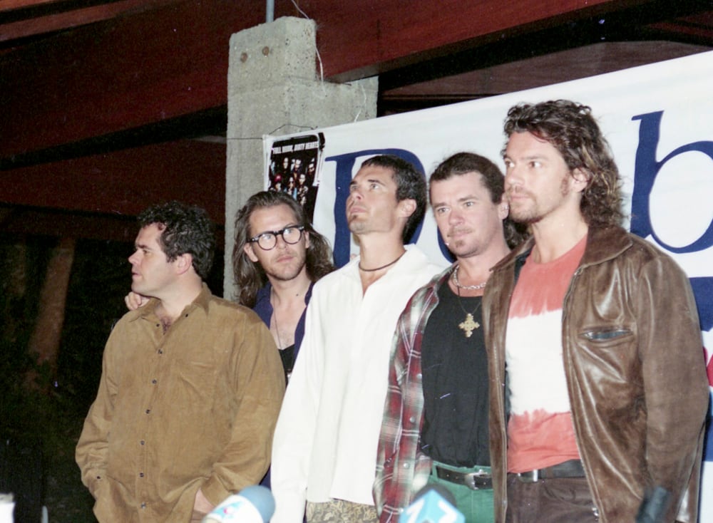 INXS: 15 de marzo de 1994. La banda de rock australiano vendió sus entradas como si fueran oro: a ¢5.000 el boleto. (archivo)
