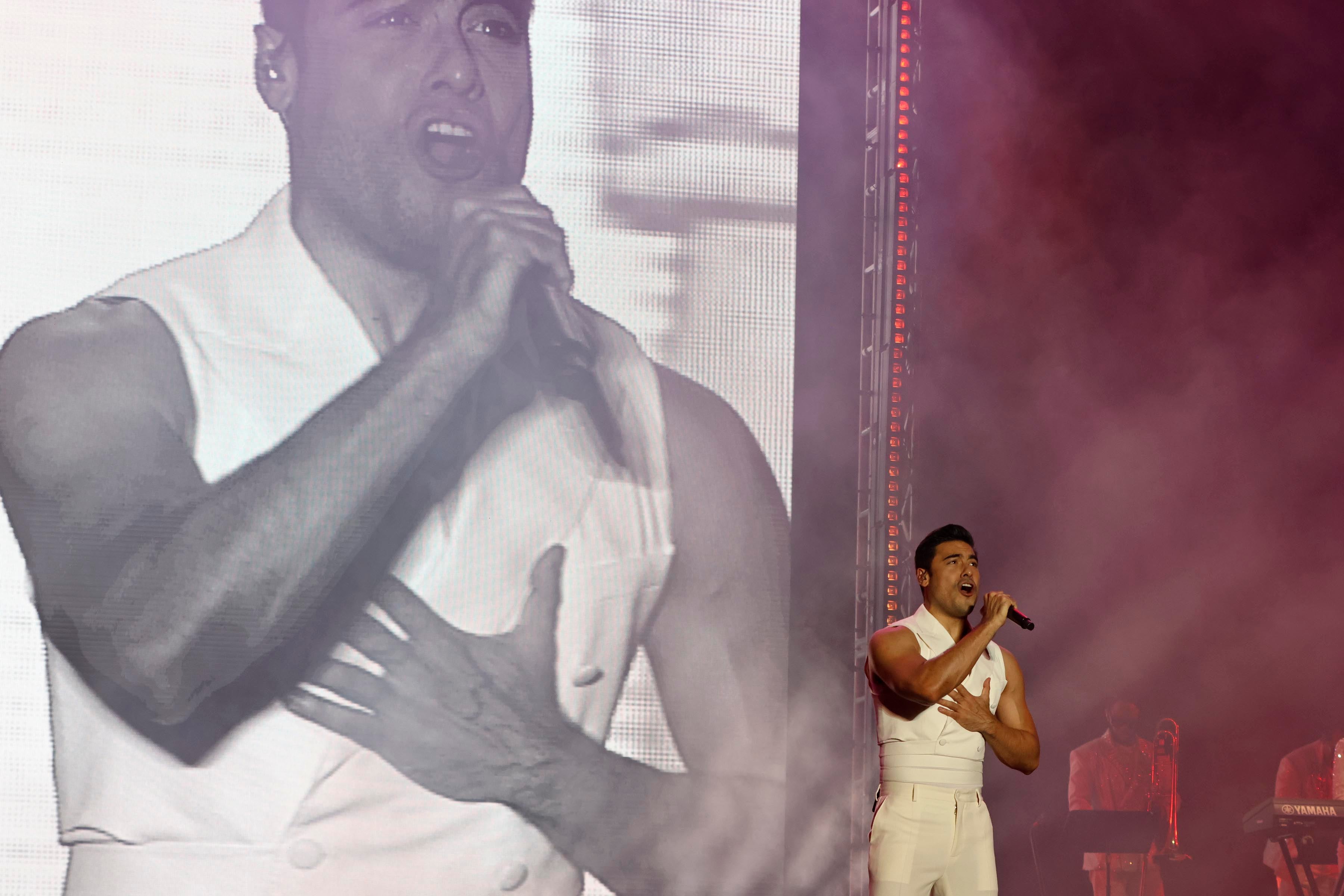 Imágenes de Karol G, Wos, Carlos Rivera, Luis Miguel, Paul McCartney, Los Temerarios, Young Miko y más artistas en concierto en Costa Rica.