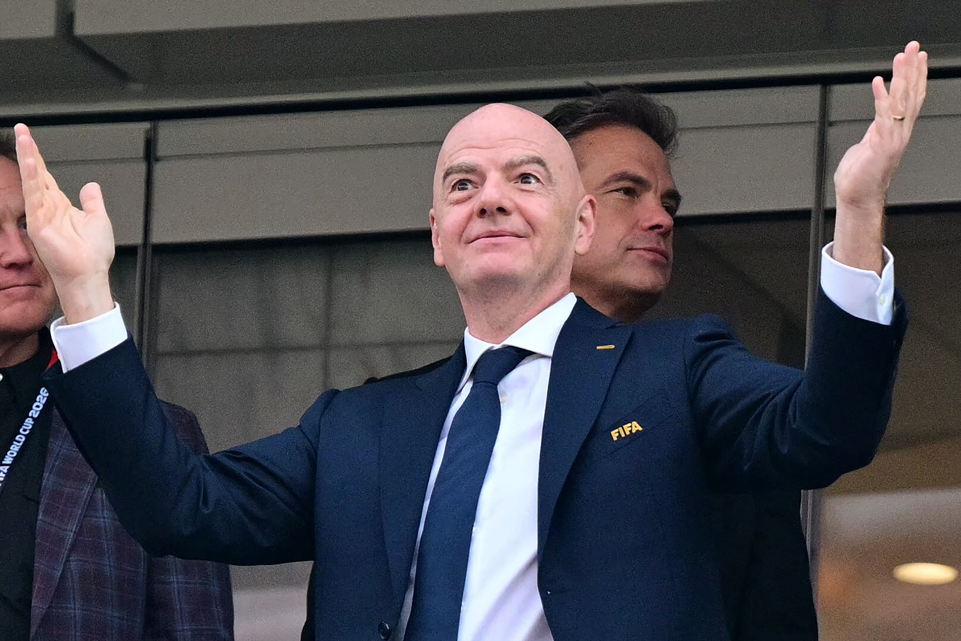 El presidente de FIFA, Gianni Infantino, sigue en medio de una gran presión de la UEFA. Aquí, durante un partido del pasado Mundial 2026, en Los Ángeles.