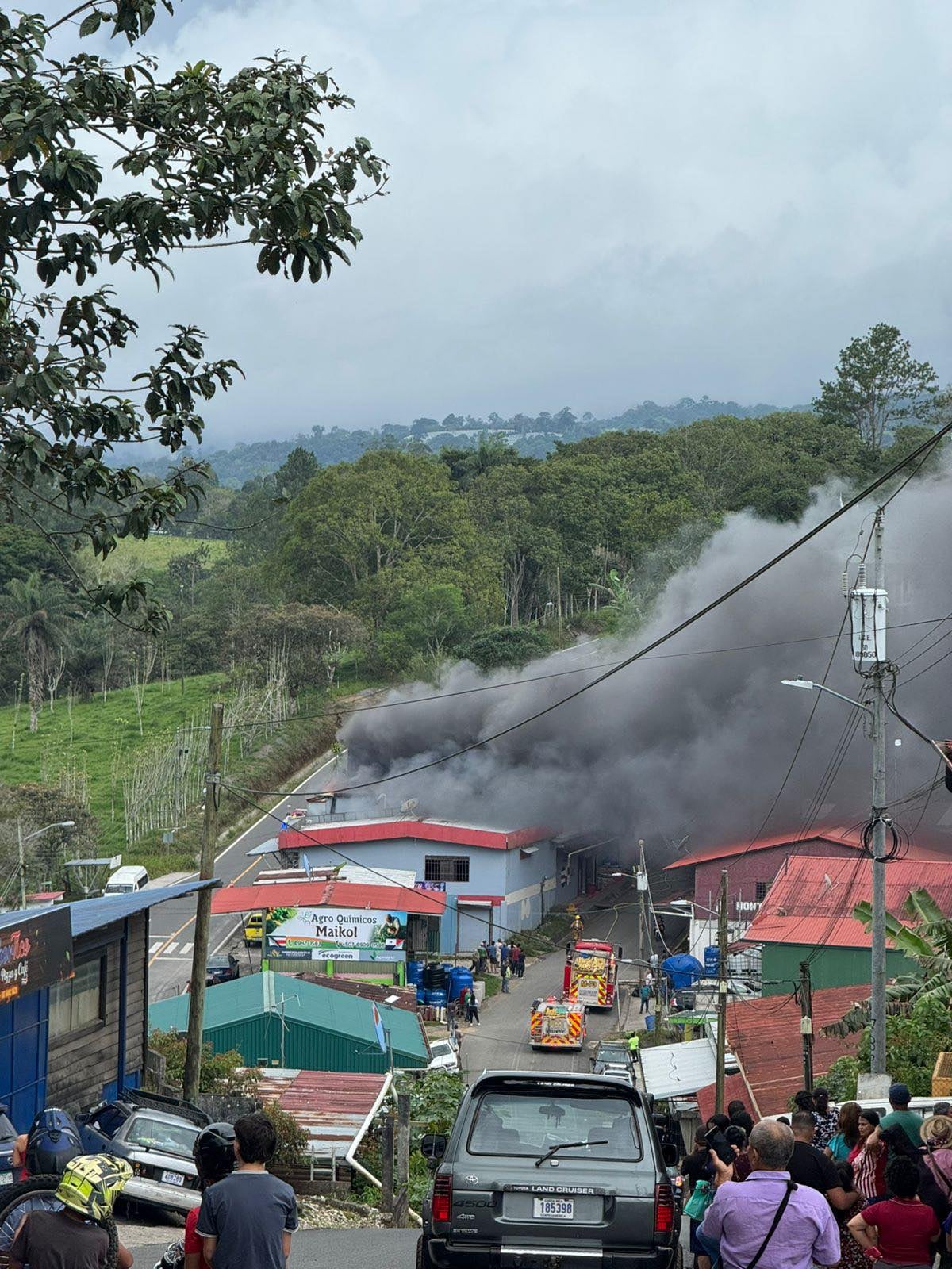 Incendio en Sabalito.