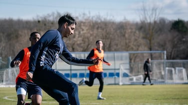 Equipo no tradicional logra vender una ‘joya defensiva’ a Europa