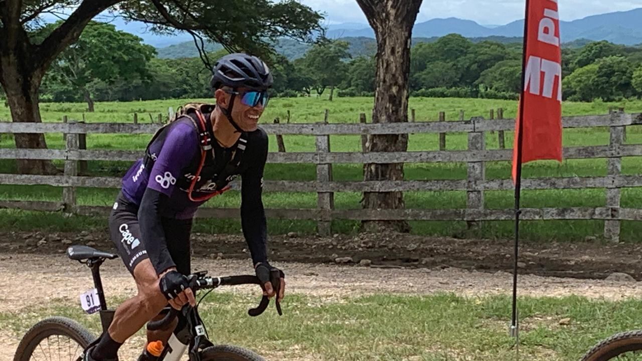 Federico Lico Ramírez
Panamericano de Ciclismo de Gravel, Hacienda Sol y Mar Colorado de Abangares
5 de julio del 2025
Fotografía Juan Diego Villarreal