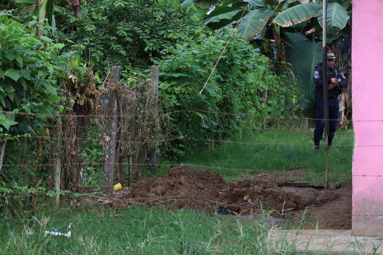 Un hombre fue hallado sin vida en una propiedad en Siquirres.