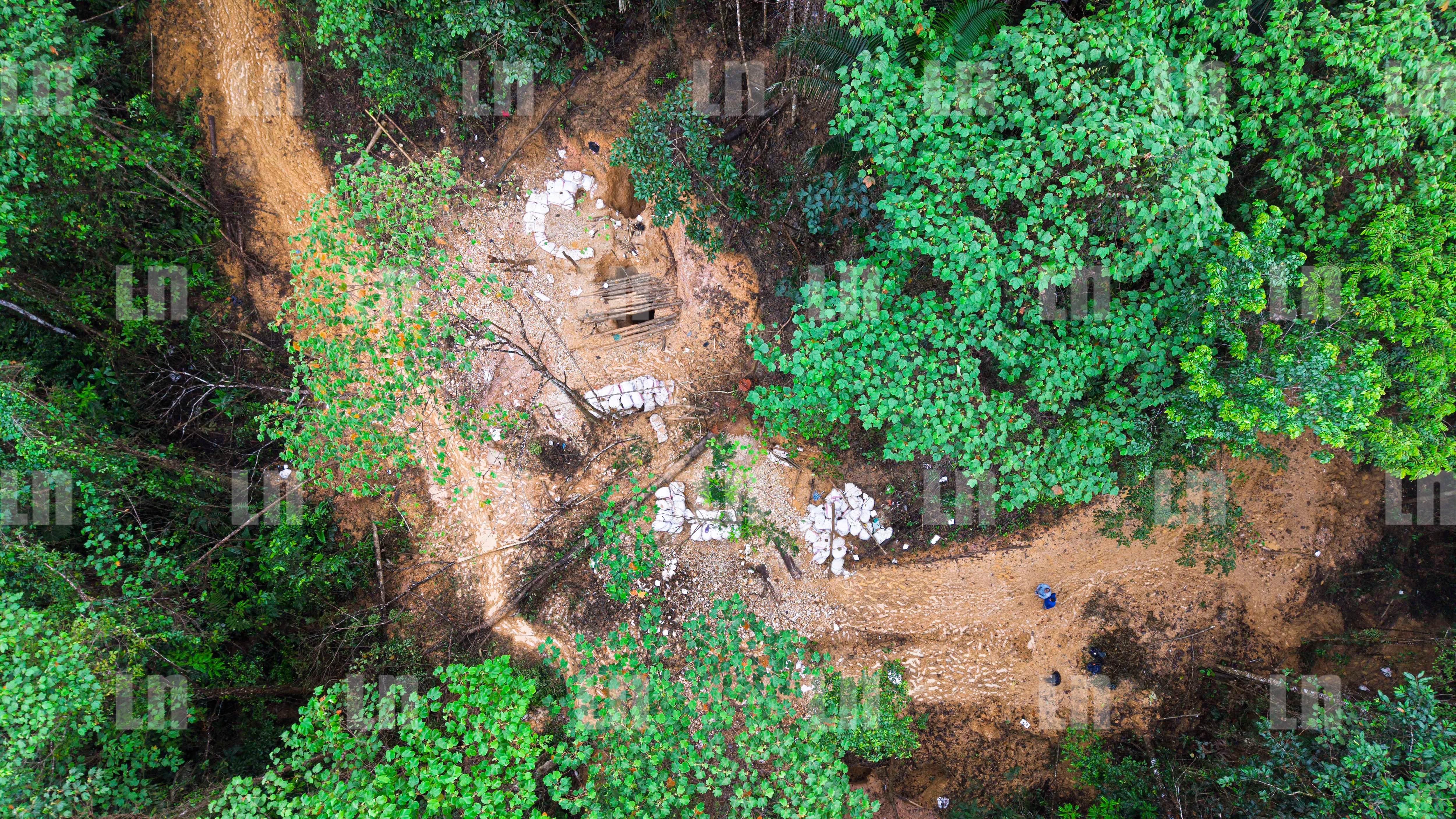 Mineria Ilegal Conchudita / Marca de Agua LN