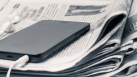 La Nacion logo