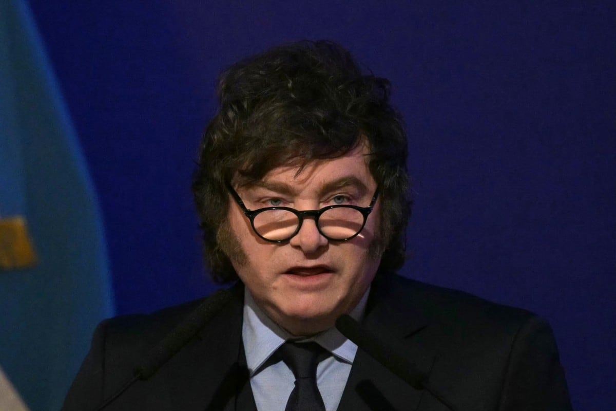 El presidente de Argentina, Javier Milei, pronuncia un discurso durante la conferencia “Perspectivas políticas y económicas”, organizada por Americas Society/Council of the Americas, en Buenos Aires, el 20 de agosto de 2026.