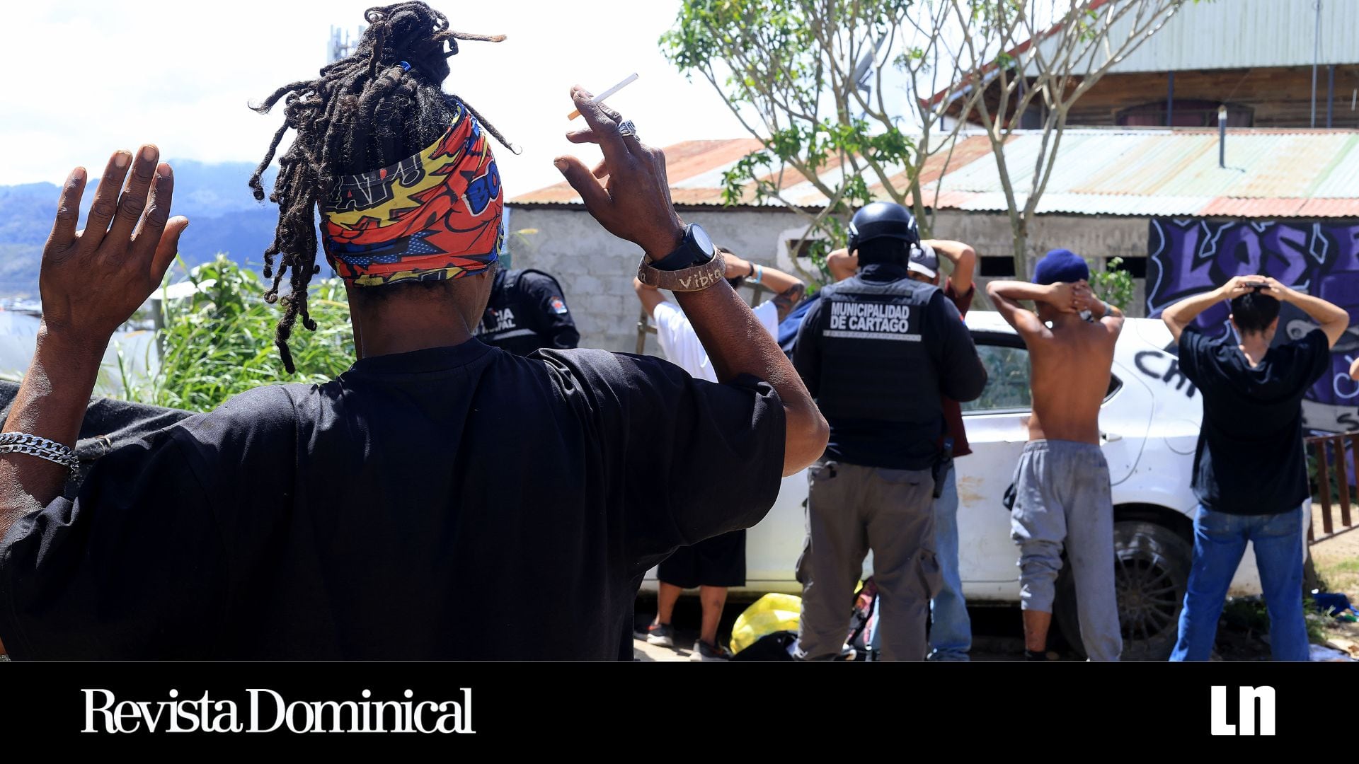 Operativo en el sector de La Mora de Los Diques de Cartago.