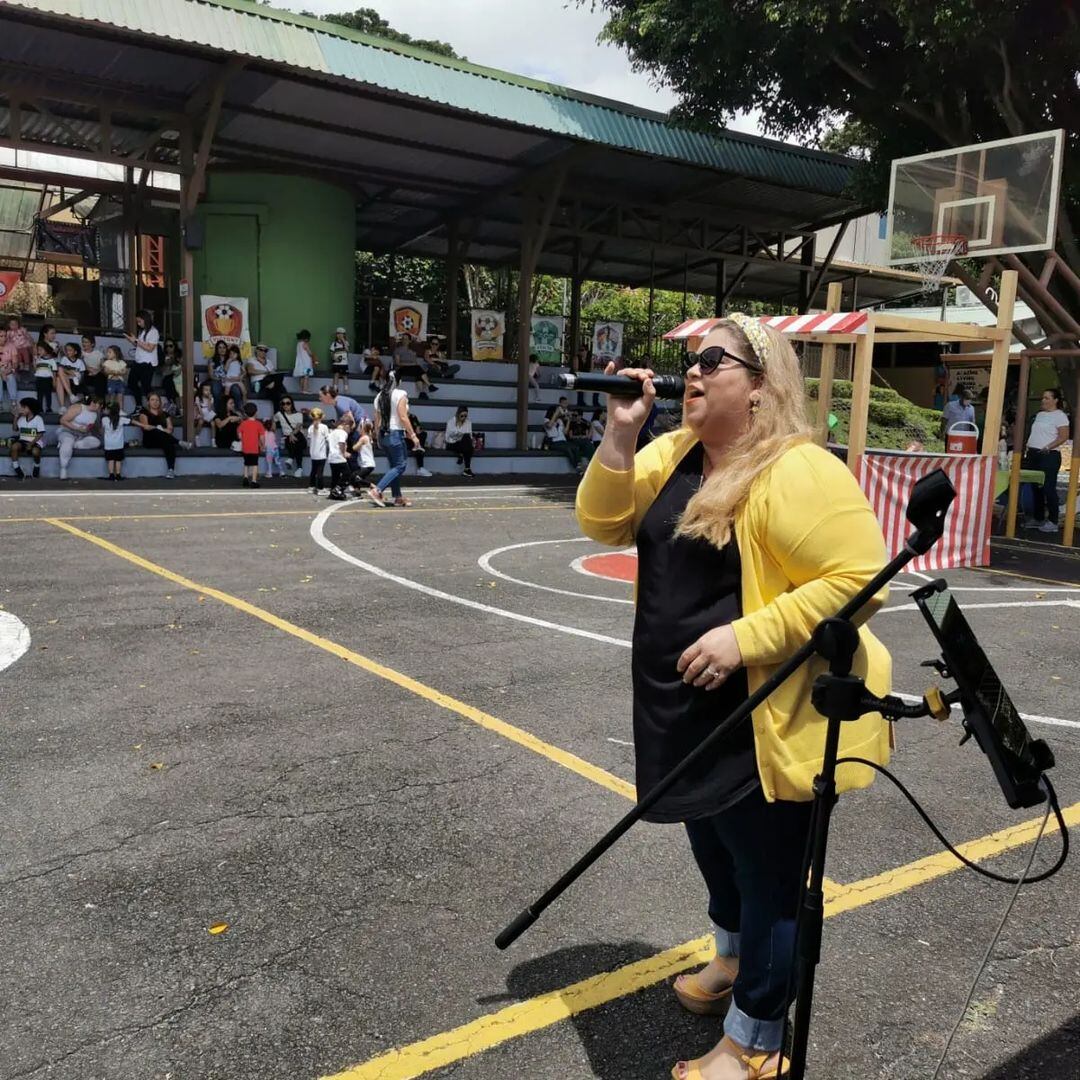 La cantante Karina Severino interpretará los mejores éxitos del bolero.