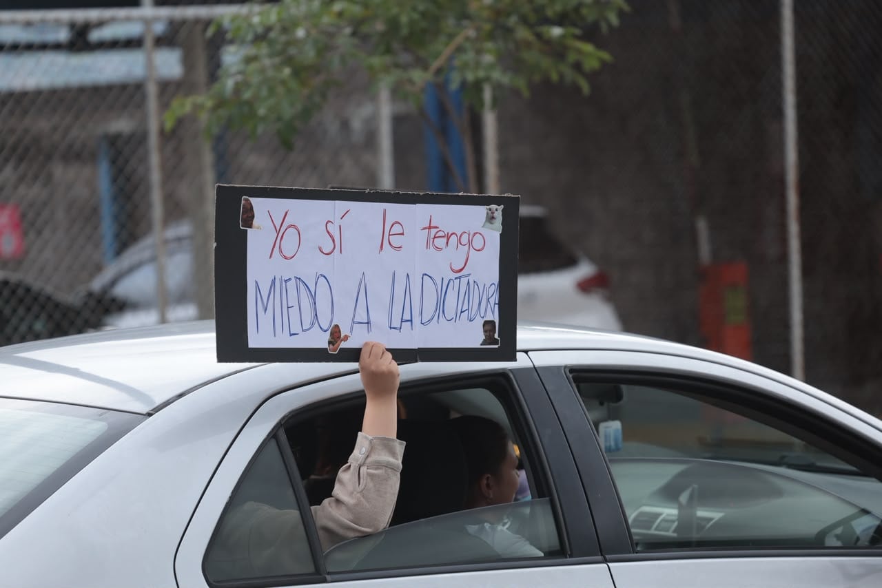 Manifestación en defensa del Poder Judicial y la institucionalidad congregó miles de personas en San José.