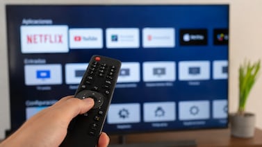 HDMI-CEC en Smart TV: la función poco conocida que permite controlar varios dispositivos con un solo control remoto