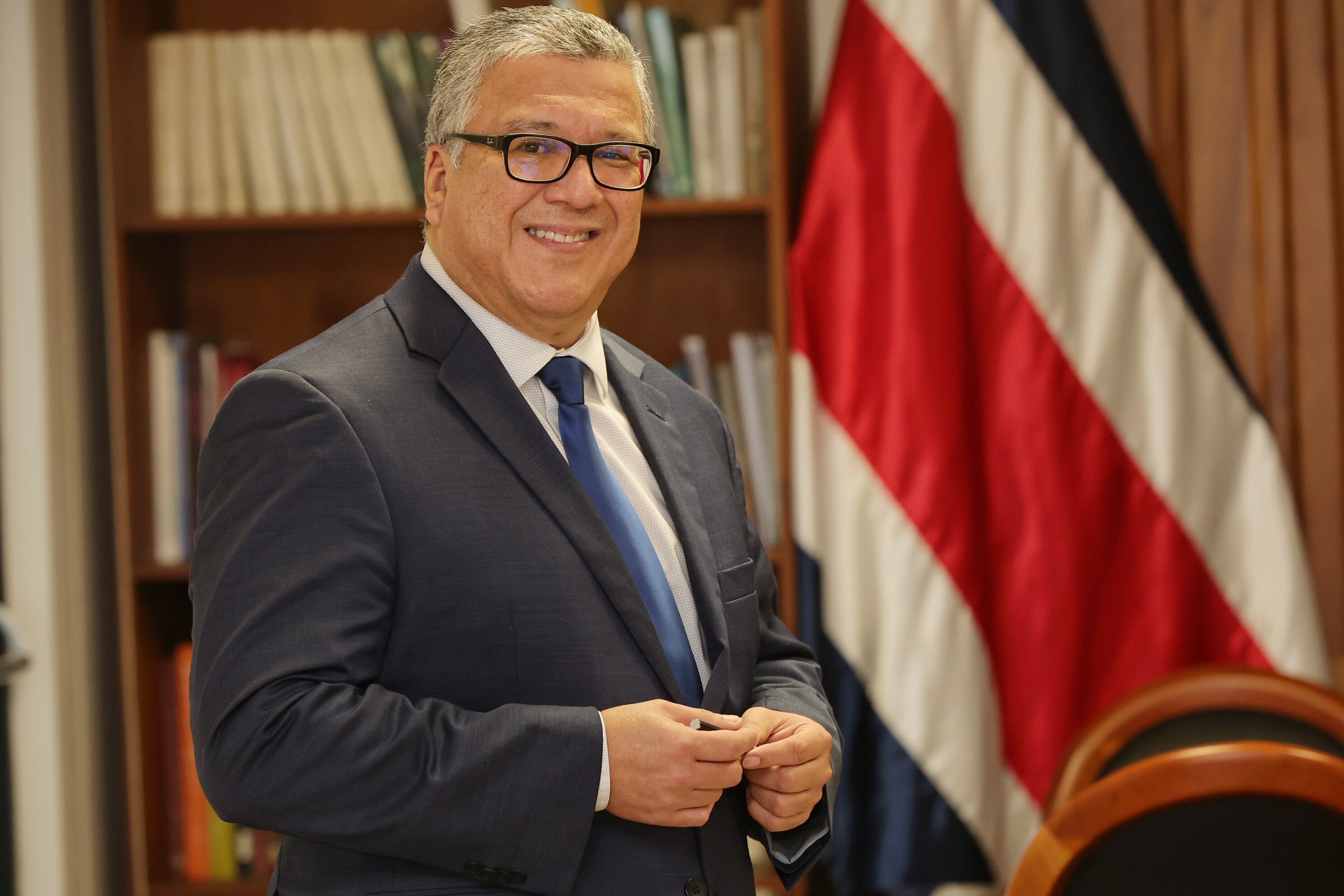 Retratos y entrevista de Carlos Araya Leandro. Rector UCR / foto: John Durán