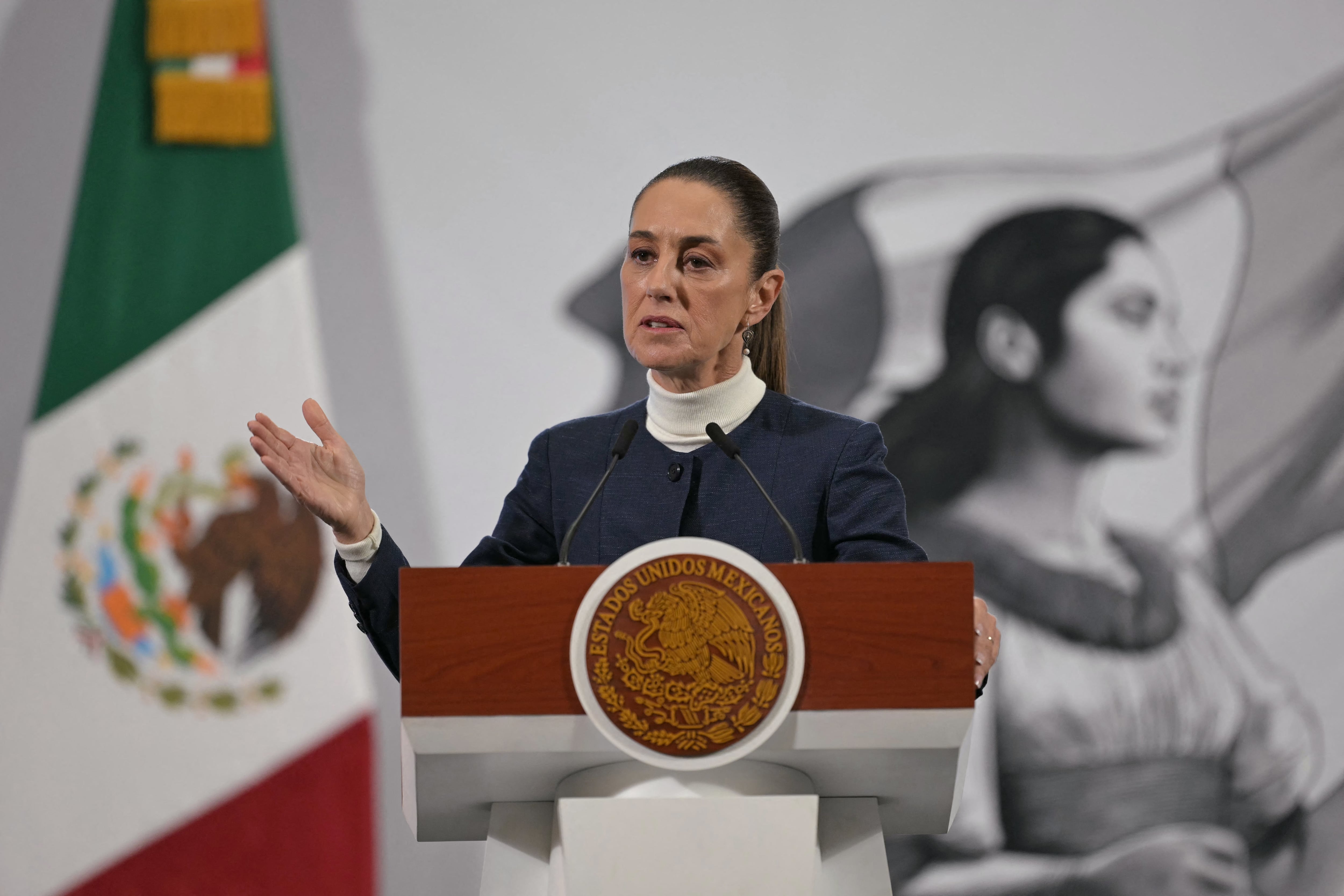 Claudia Sheinbaum alertó sobre amenazas a la soberanía de México en un discurso en Querétaro.