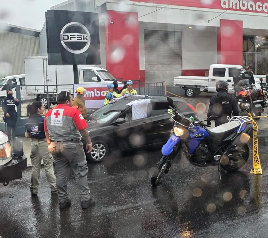 Muertos en La Uruca.