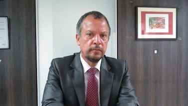 Renuncia director de Aduanas en el Ministerio de Hacienda