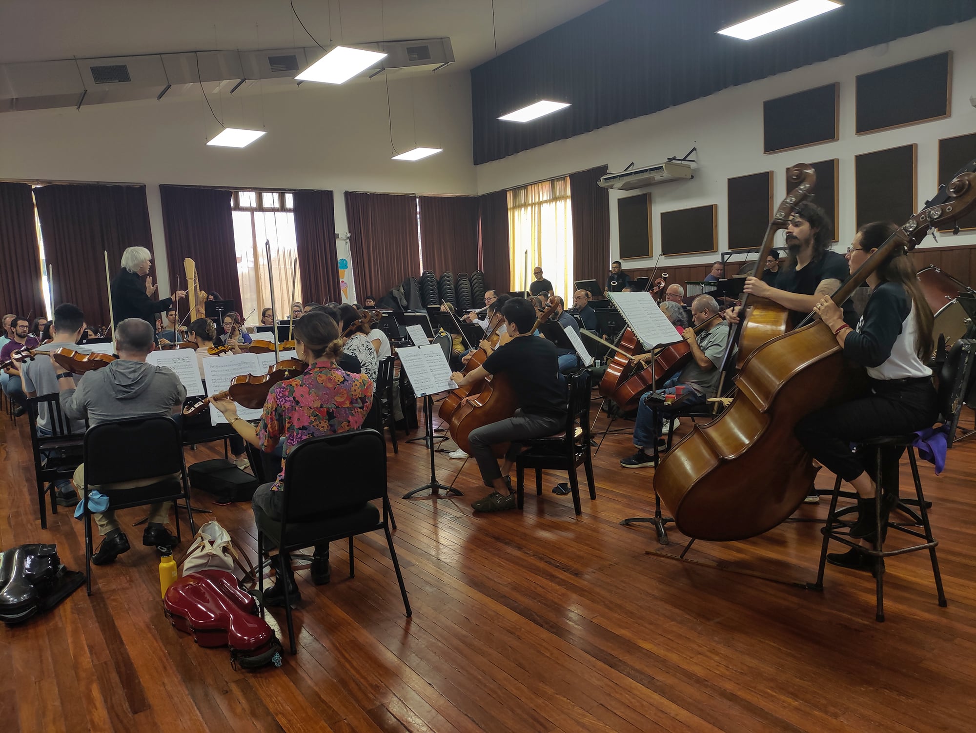 19/10/2023 Ensayo de la Orquesta Sinfónica Nacional con el director Carl St. Clair para el concierto del viernes 20 y domingo 22 de octubre, en que se interpretará el famoso Bolero de Ravel.