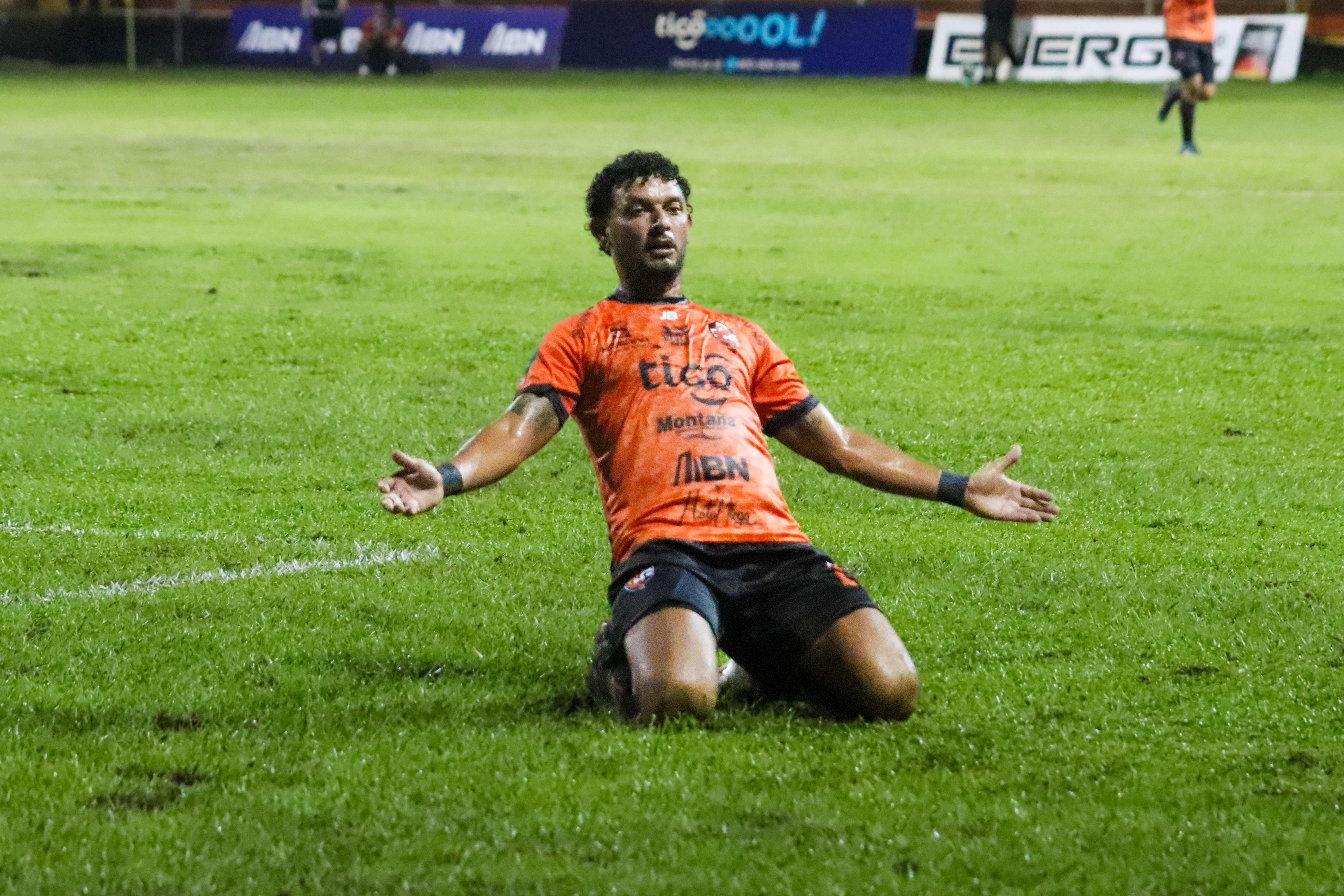 Michael Barrantes
Puntarenas FC
Torneo de Copa
Semifinal ante Guadalupe
10 de octubre del 2024
Cortesía: Puntarenas FC