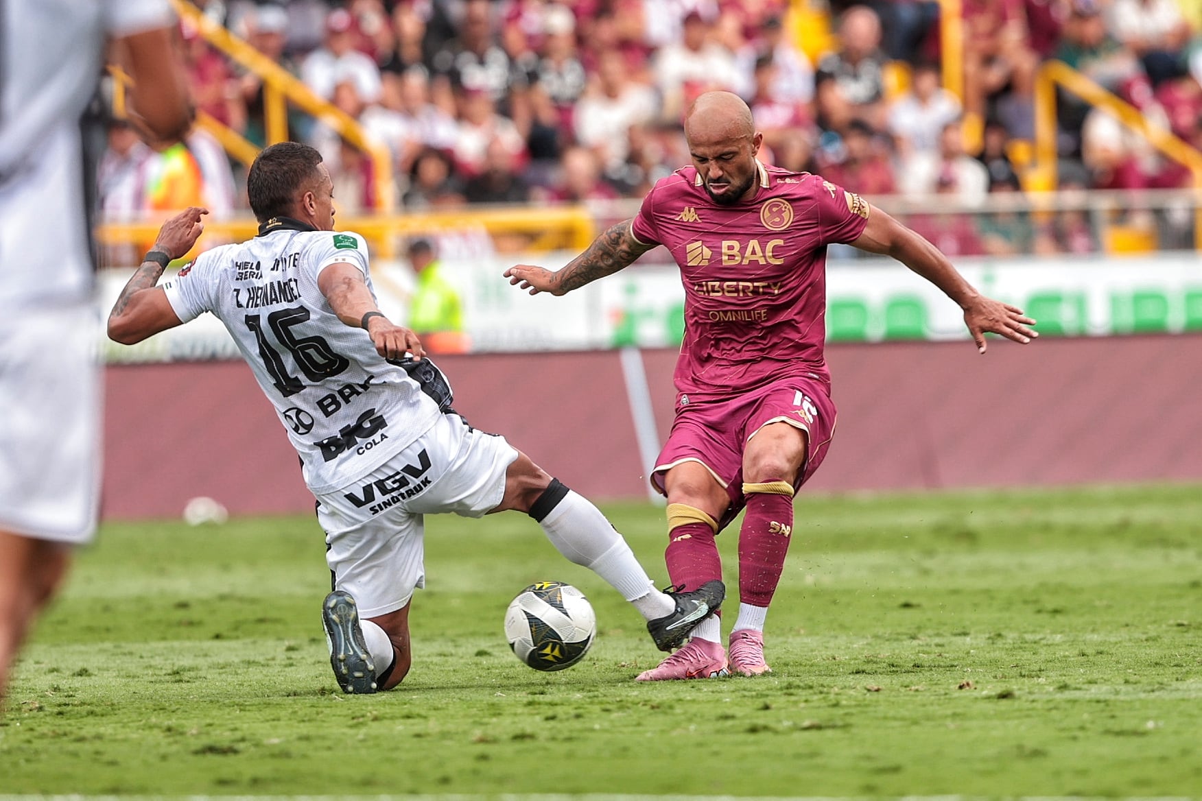 12/04/2026/ juego entere Deportivo Saprissa vs Municipal Liberia por la Liga a Promerica en el estadio Ricardo Saprissa/ foto John Durán