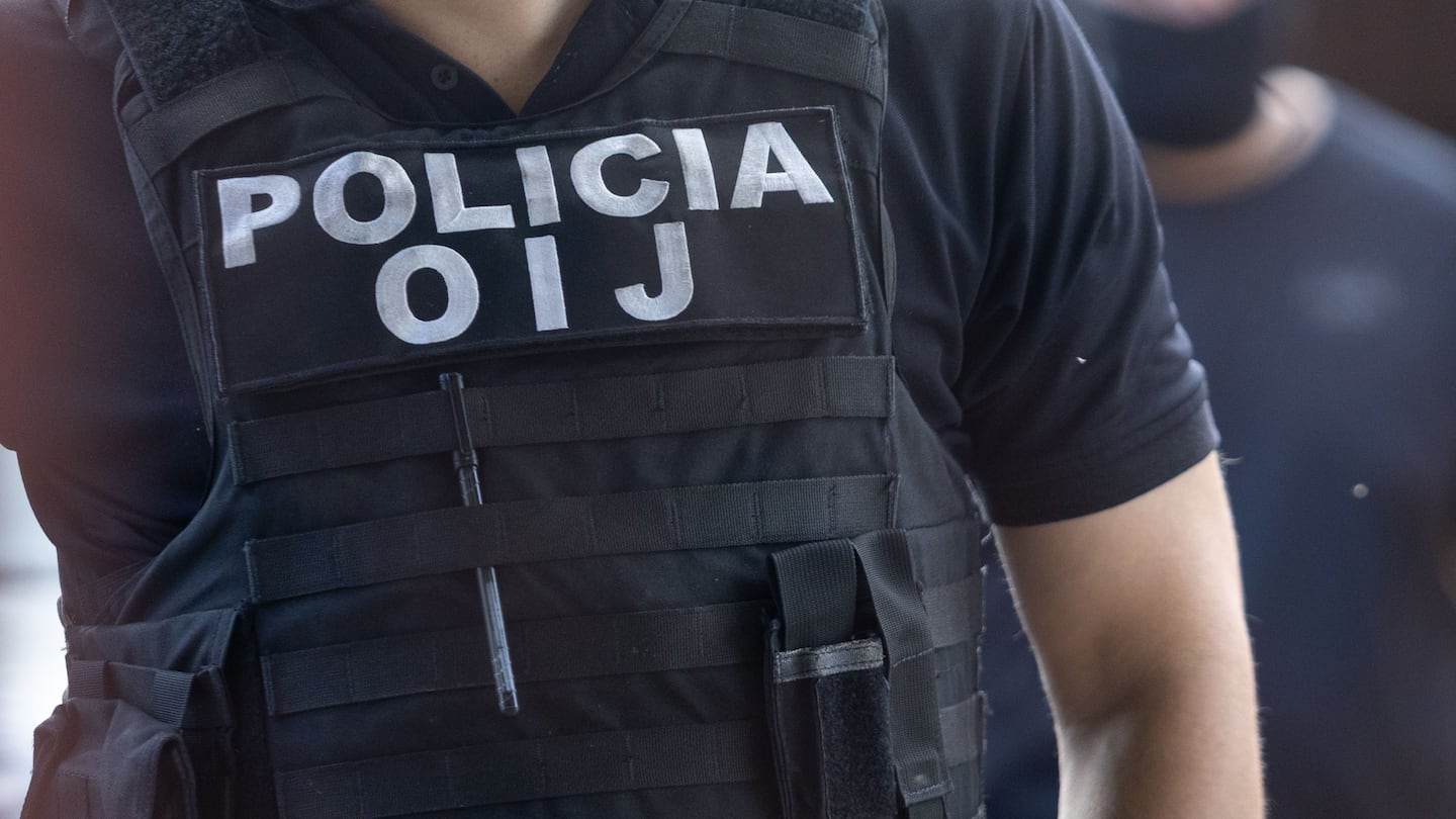 Interpol alerta sobre un vehículo que tendría armas y droga en las cercanías del Aeropuerto Juan Santamaría