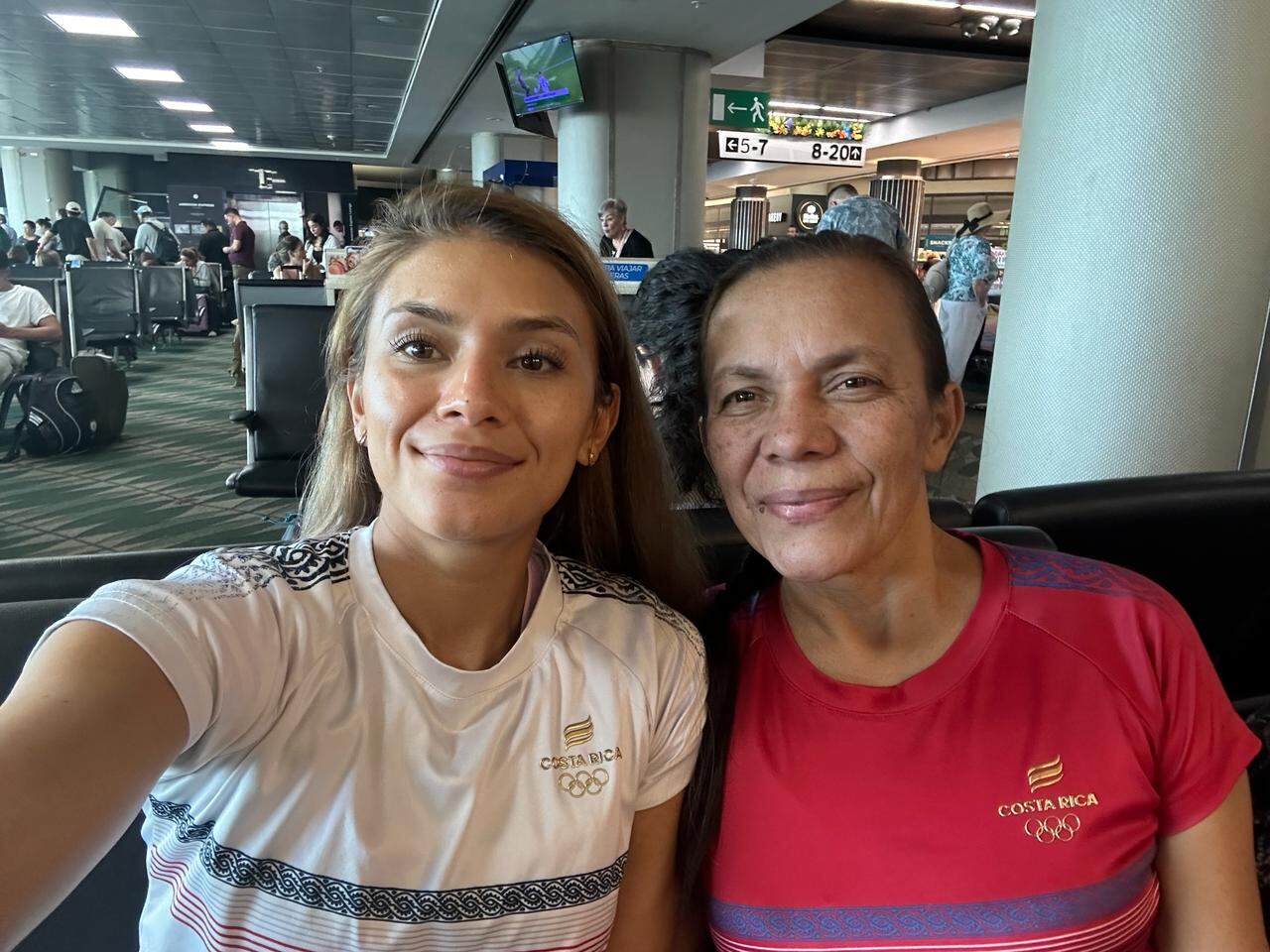 Noelia Vargas
Dixiana Mena
30 km Marcha atlética
Poděbrady, República Checa
2 de abril del 2024
Cortesia: Comité Olímpico