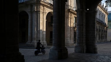 Embargo de Estados Unidos dejó a Cuba $8.000 millones en pérdidas en un año, dice gobierno de la isla