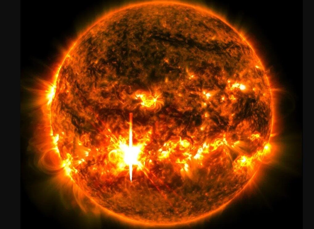 El 4 de octubre, la Tierra podría sufrir los efectos de una fuerte tormenta geomagnética, provocada por una potente erupción solar.