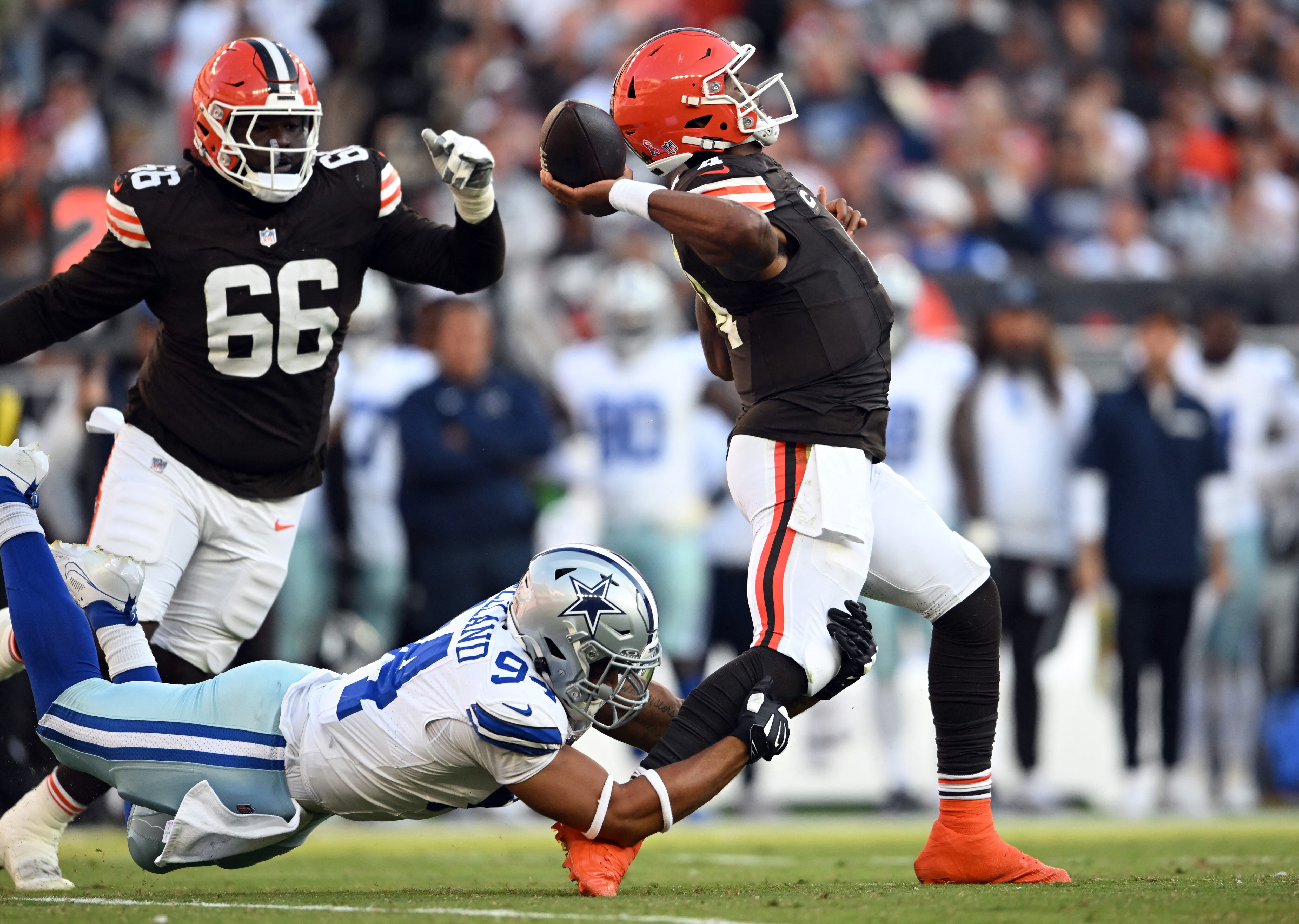 Marshawn Kneeland murió a los 24 años tras destacar con Dallas. La franquicia aún no ha revelado la causa del fallecimiento.