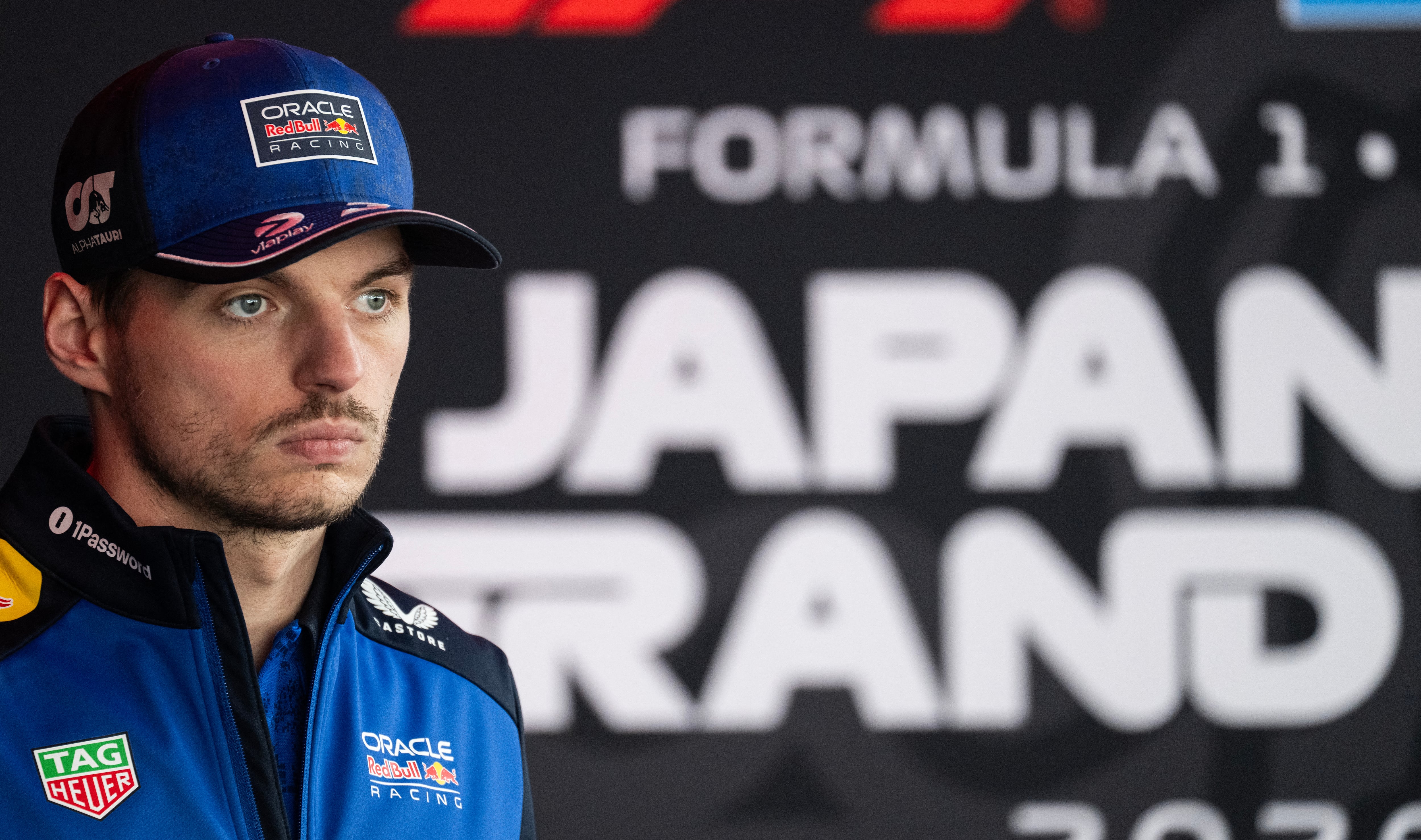 Max Verstappen se negó a empezar la rueda de prensa en el Gran Premio de Japón hasta que se marchara de la sala el periodista Giles Richards, de The Guardian.