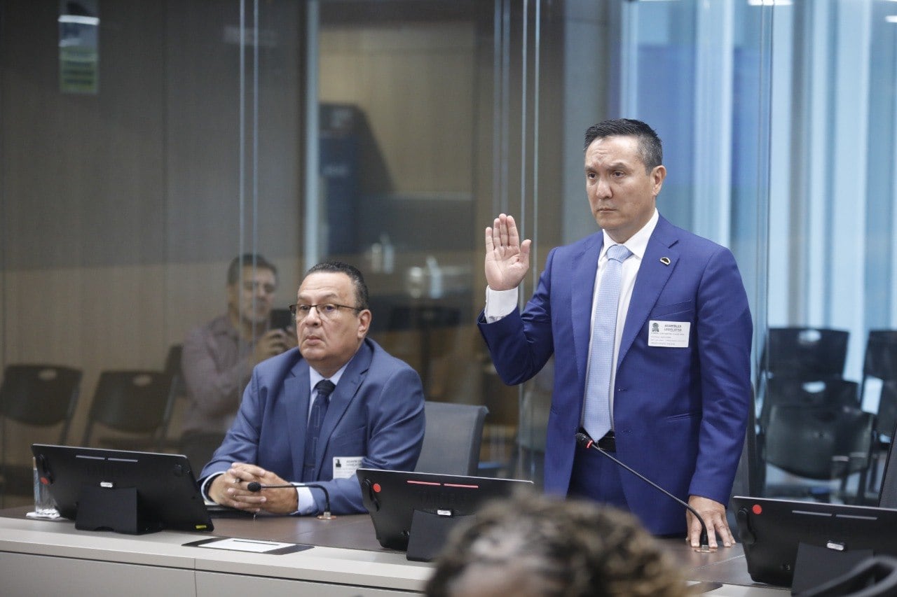 Claudio León Sánchez, subgerente de negocios del INS, reconoció errores en los 130 despidos que efectuó la empresa de seguros en 2025.